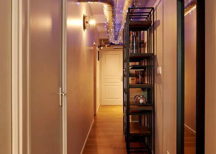 Loods - Rdc G * Paris