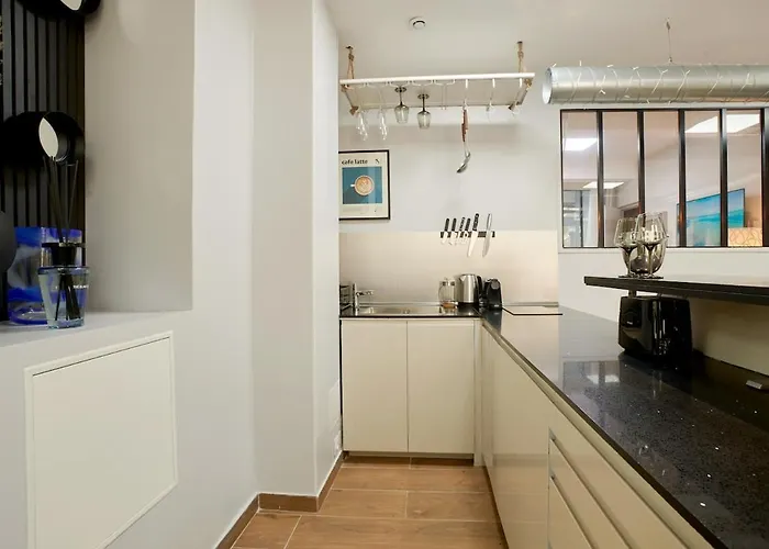 Loods - Rdc G * Paris